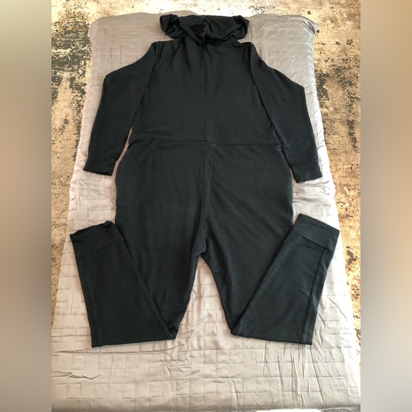 Smash and Tess x Jillian Harris “Harris Hoodie” - Picture 3 of 8